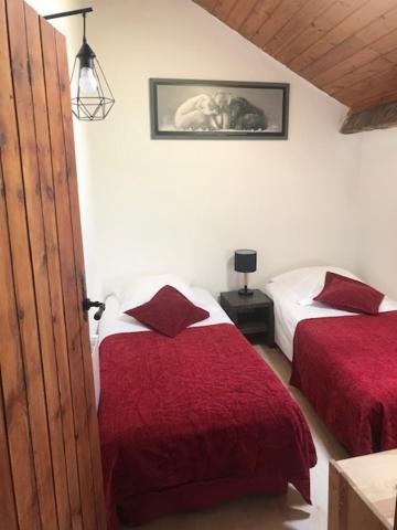 Charmant Appartement Dans Le Village/Coqueto Apartamento En El Pueblecito La Cabanasse Екстер'єр фото